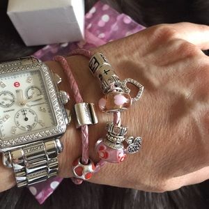 Pandora bracelet 🌸